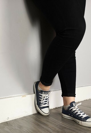VINTAGE CONVERSE CHUCK TAYLOR ALL STAR LOW TOPS