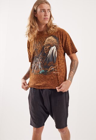 VINTAGE NATIVGE AMERICAN GRAPHIC T-SHIRT