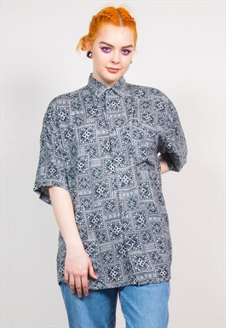 VINTAGE 90'S DARK BLUE TILE BATIK PATTERN OVERSIZED SHIRT