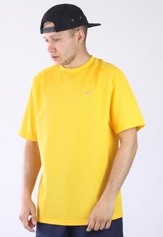VINTAGE MENS NIKE RUNNING ATHLETICS T-SHIRT