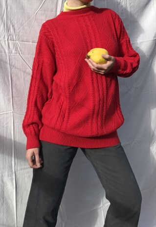 OVERSIZED RED KNITTED SWEATER
