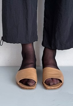 90's Vintage minimalistic flat slippers in nude beige