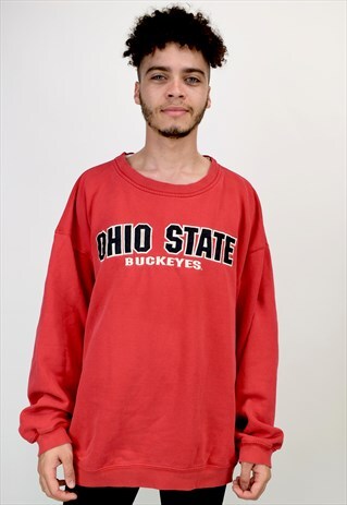 VINTAGE 90'S SWEATSHIRT