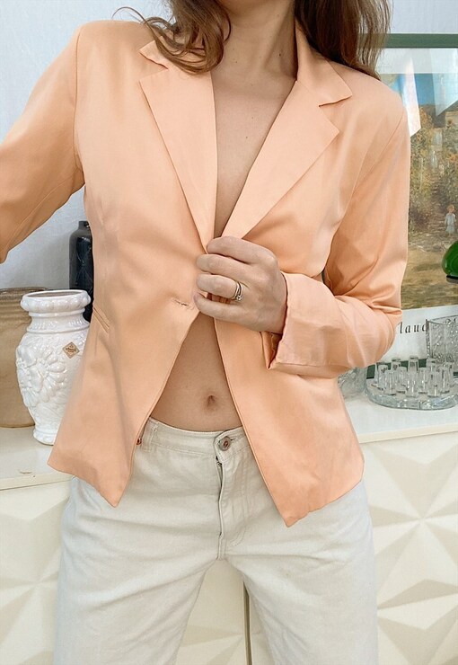 garment image