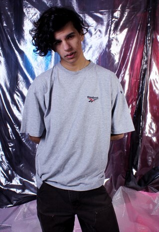 VINTAGE REEBOK GREY TEE