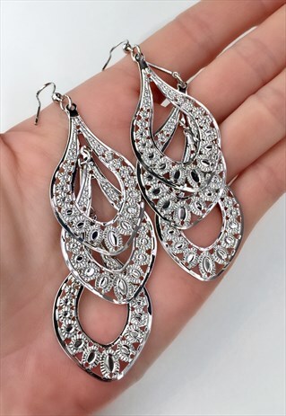 SILVER COLOURED LEAF DANGLE EARRINGS