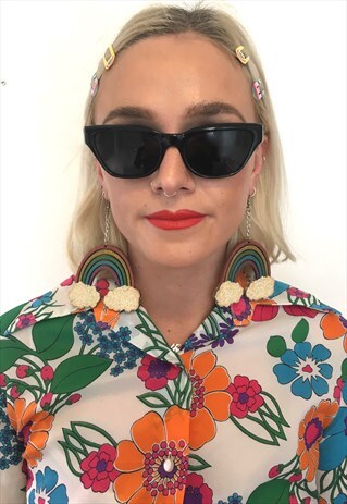 VINTAGE 90S BLACK WAYFARER STYLE SUNGLASSES