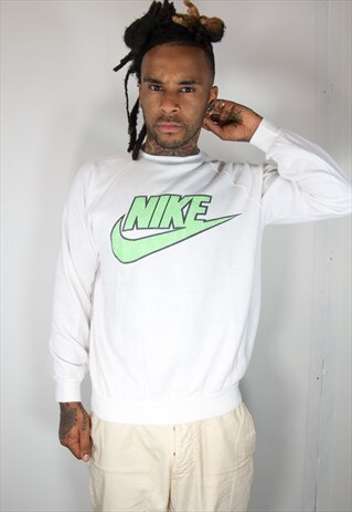 NIKE WHITE VINTAGE SWEATER