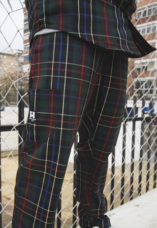 TROUSERS IN GREEN TARTAN