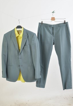 Vintage 00s suit in light green