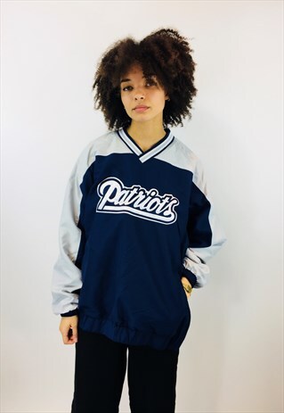 VINTAGE NFL PATRIOTS EMBROIDERED SWEATSHIRT