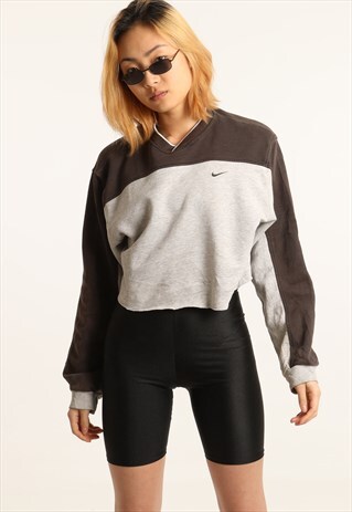 VINTAGE NIKE EMBROIDERED LOGO CROPPED SWEATSHIRT