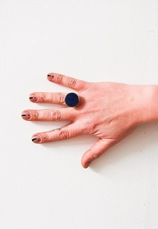 VINTAGE ETHNIC BLUE & GOLD SPECKLED STONE RING