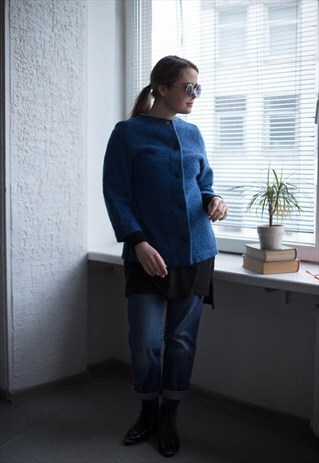 VINTAGE 80'S BLUE LONG SLEEVES FRIZZY JACKET