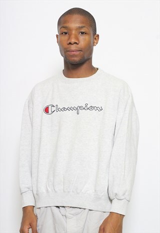 VINTAGE CHAMPION SWEATSHIRT