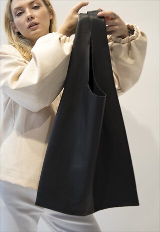LEATHER SHOULDER BAG