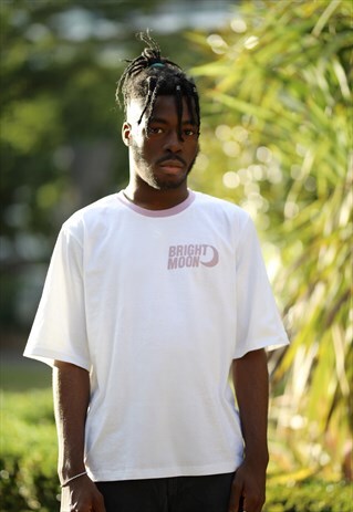 GRAPHIC BRIGHT MOON T-SHIRT