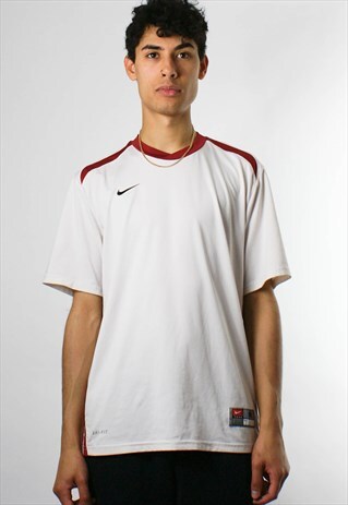 VINTAGE NIKE EMBROIDERED T-SHIRT, SPORTS T-SHIRT