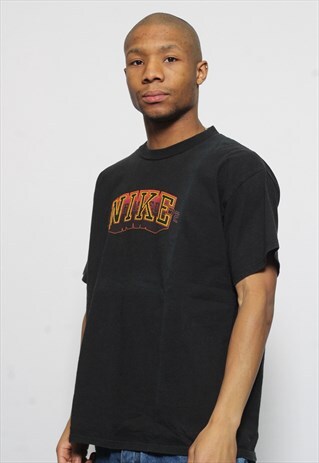 VINTAGE NIKE LOGO T-SHIRT BLACK