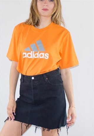 VINTAGE LEVIS BLACK DENIM MINI SKIRT
