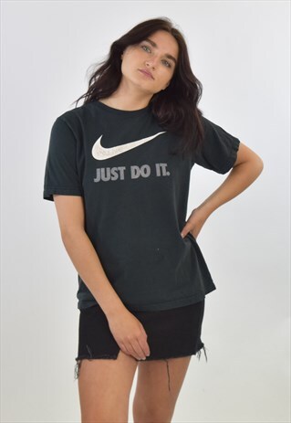 VINTAGE 90S BLACK NIKE CREW NECK T SHIRT