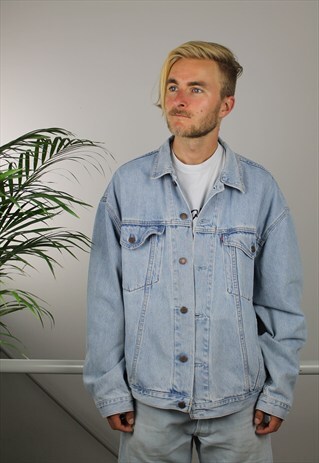 LEVI'S DENIM JACKET