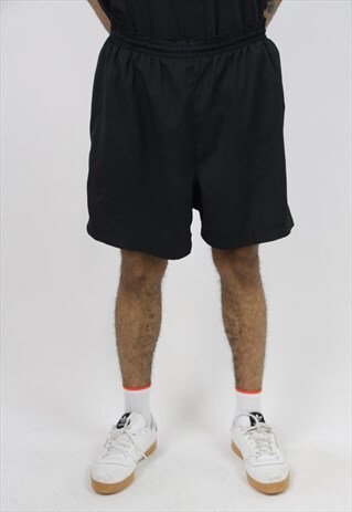 VINTAGE NIKE BLACK SPORT SHORTS