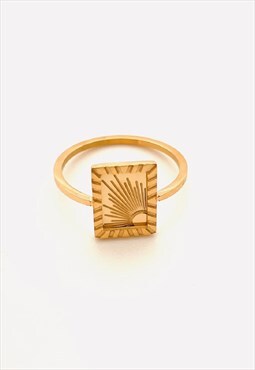 Sol engraved square ring jewellery
