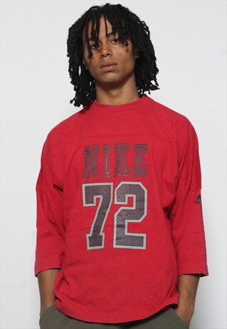 VINTAGE NIKE T-SHIRT
