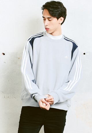 VINTAGE ADIDAS SWEATSHIRT