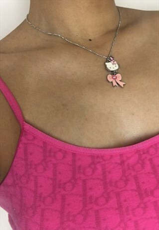 PINK SANRIO HELLO KITTY NECKLACE