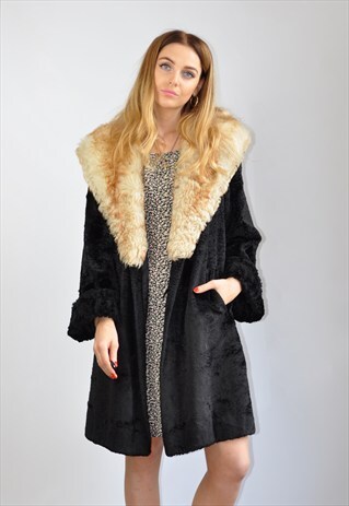 VINTAGE 1960S FAUX FUR OVERSIZED COLLAR BLACK COAT