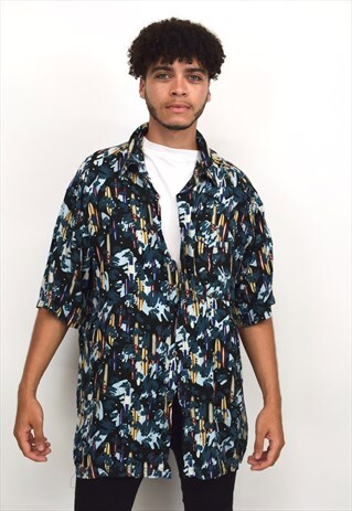 VINTAGE 90S DARK GREEN & BLACK PRINTED SHIRT