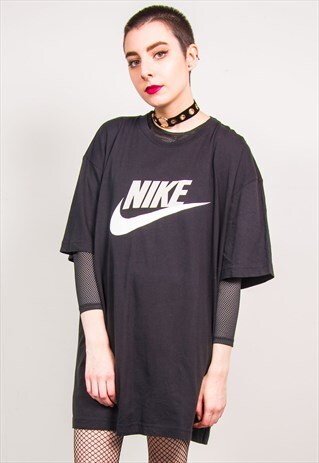 NIKE VINTAGE 90'S BLACK OVERSIZED T-SHIRT