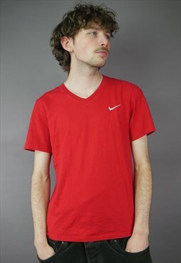 Vintage Nike T-Shirt in Red With Logo
