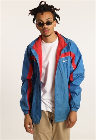 NIKE EMBROIDERED LIGHTWEIGHT FESTIVAL JACKET