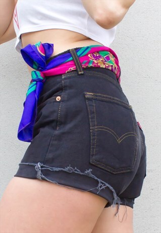 VINTAGE 80'S HIGH WAIST BLACK LEVI SHORTS