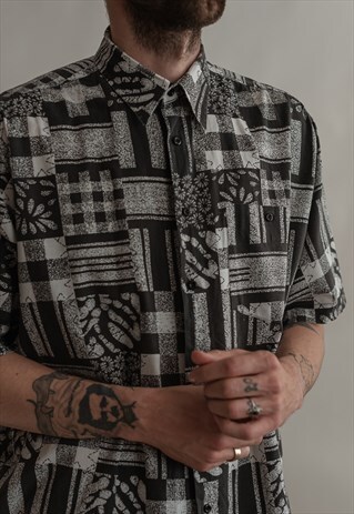 VINTAGE 80S MONOCHROME SHIRT IN PATTERN