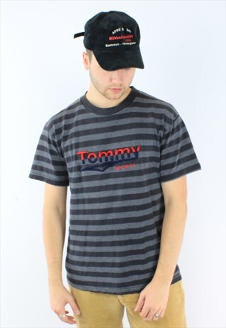 TOMMY SPORTS VINTAGE SPELLOUT SS T-SHIRT