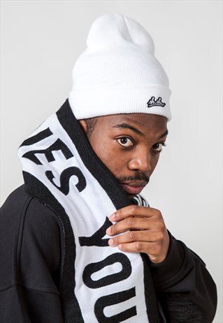 BEANIE LONG WHITE