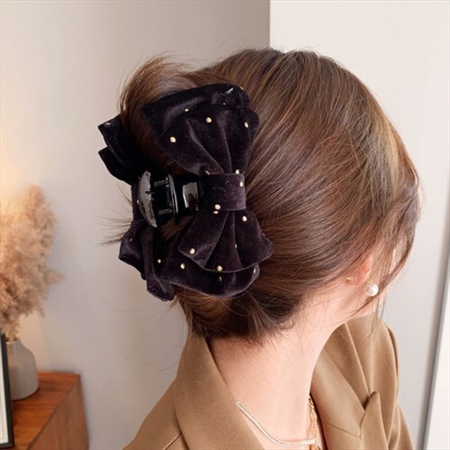 Carrie Velvet Bow Hair ClaW a beautiful combination of embellishments and velvet you will be sure to steal the show with our beautiful Camille Embellished Flower Bow Hair Clip. Pin back flowing locks or keep it simple with a half up half down style. w