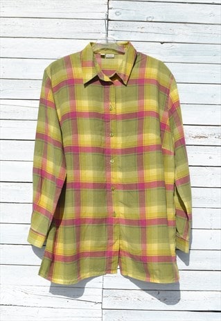 VINTAGE OLIVE GREEN/CHERRY RED PLAIDED LONG SLEEVED SHIRT