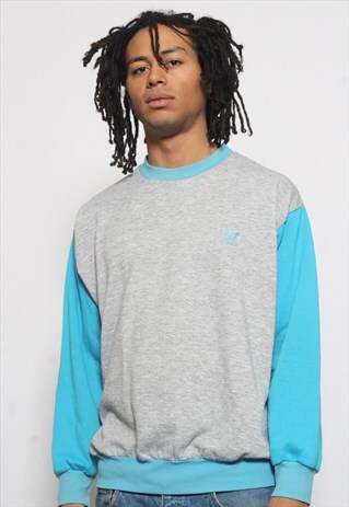 VINTAGE ADIDAS SWEATSHIRT