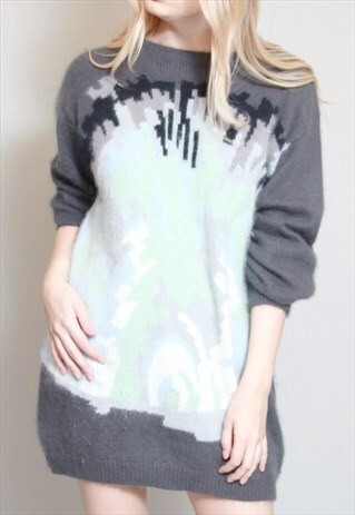 VINTAGE 1980'S GREY PATTERNED SOFT WOOL BLEND JUMPER