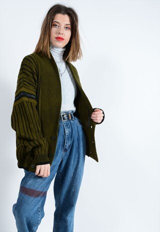 VINTAGE CARDIGAN IN GREEN WITH BUTTONS