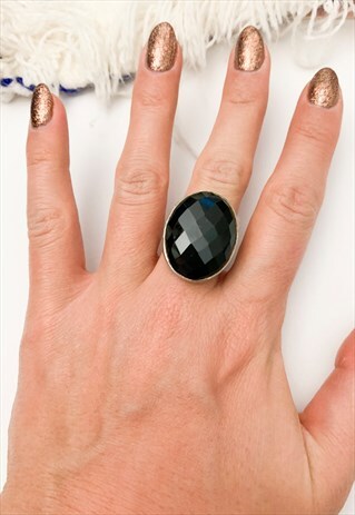 1990'S CHUNKY BLACK STONE RING