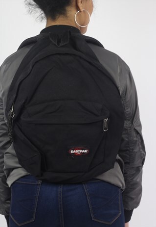 VINTAGE EASTPAK BACKPACK