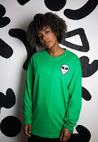 LONG SLEEVE ALIEN T-SHIRT IN GREEN