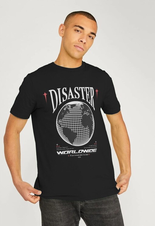 garment image