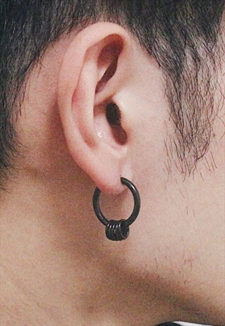 MULTI RINGS HOOPED EARRINGS - BLACK